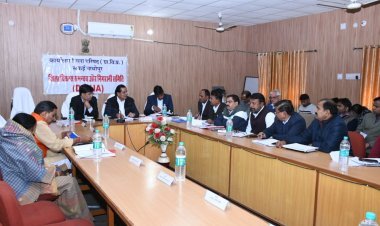 जिला विकास समन्वय एवं निगरानी समिति की बैठक में सांसद ने 