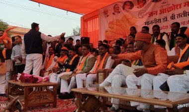 जिसने भगवान का शिवलिंग उखाड़ा उस सरकार को उखाड़ना है - सतीश पूनिया