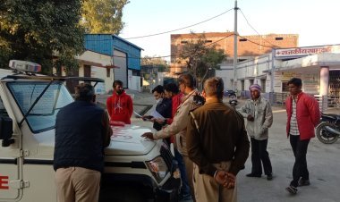 शक्करगढ़ चौराहे पर मिली युवक की लाश, संदिग्ध मौत