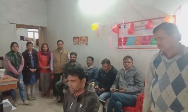 आधार सेवा केंद्र का सीडीईओ व एडीपीसी ने फीता काटकर किया शुभारंभ