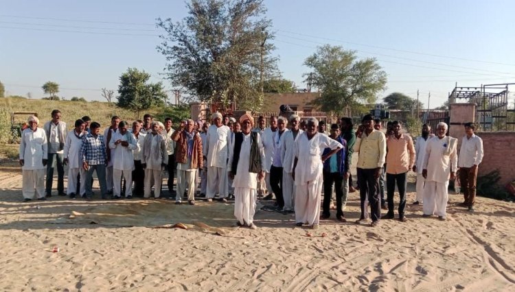 मालसर जीएसएस के आगे किसानों ने 6 घंटे बिजली व वोल्टेज में सुधार की मांग, किसानों का 7 दिनों से धरना जारी 
