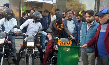 आंखो पर पट्टी बांधकर चलाई बाईक, सड़क सुरक्षा का दिया संदेश