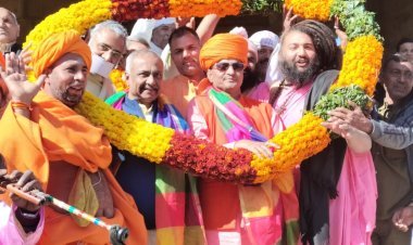 महंत सूर्यनाथ महाराज का 42 वा जन्मदिवस श्रद्धालु भक्तों ने बड़ी धूमधाम से मनाया