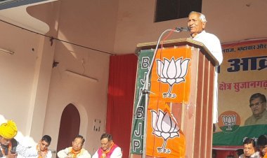 सीएम विधायक गिनने में व्यस्त रहते हैं: कस्वां