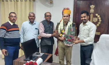 पुलिस अधीक्षक राष्ट्रदीप का डीआईजी बनने पर किया सम्मान ।