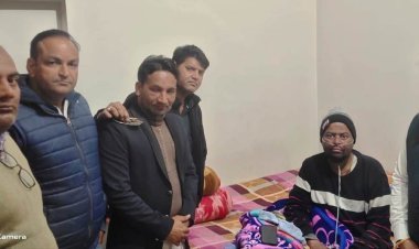 कोरोना योद्धा को दी आर्थिक सहायता