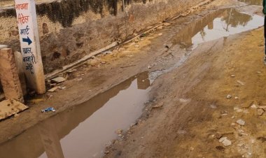 गंदे पानी की निकासी नहीं होने से लोग परेशान