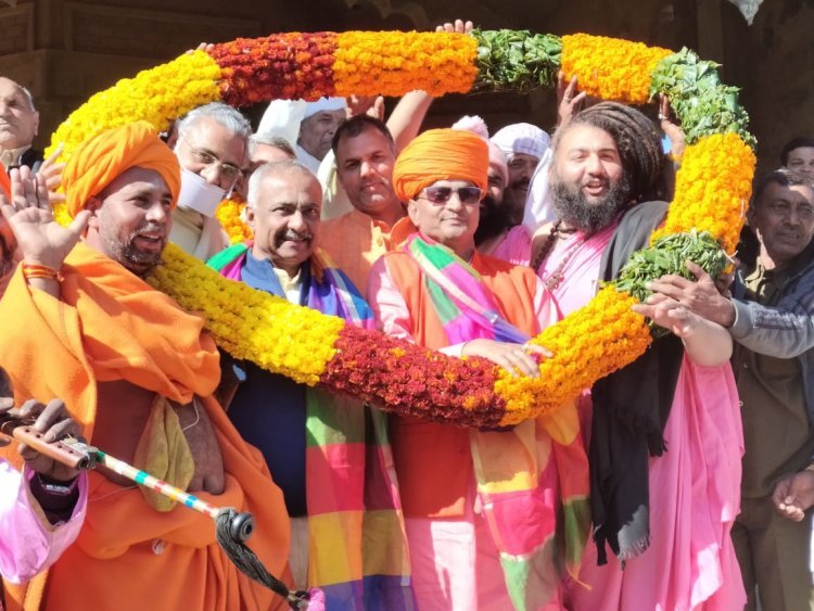 महंत सूर्यनाथ महाराज का 42 वा जन्मदिवस श्रद्धालु भक्तों ने बड़ी धूमधाम से मनाया