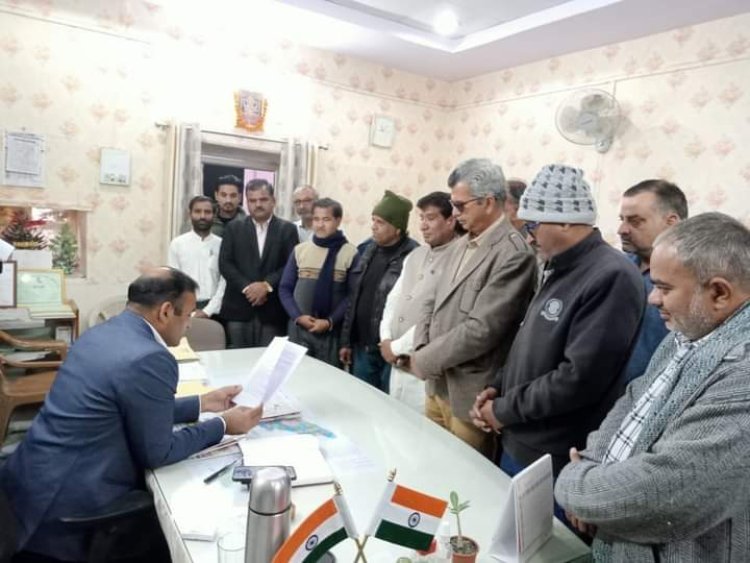 श्रीमाधोपुर को जिला बनाये जाने की मांग को लेकर विभिन्न संगठनों ने दिया ज्ञापन व्यापक आंदोलन की तैयारी के लिए तैयारी