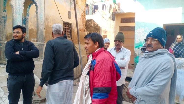 आवासीय क्षेत्र में क्षेत्रवासियों ने मसाला व आटा पीसने की फैक्ट्री (चक्की) का किया विरोध
