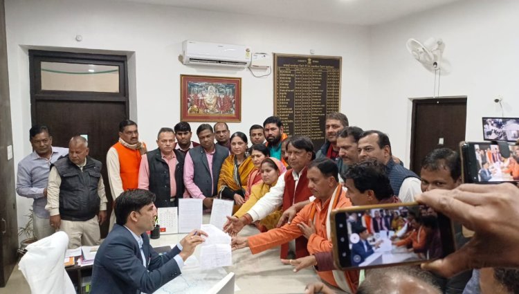 गंगापुर में गोकसी की घटना के विरोध में सम्पूर्ण सवाई माधोपुर बंद के बाद भाजपा कार्यकर्त्ताओ ने जिला कलेक्टर को दिया ज्ञापन