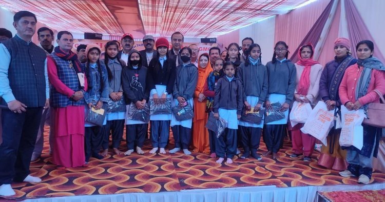 दान करने से मिलती है मोह से मुक्ति, होते हैं कष्ट दूर - गोविन्दगीरी महाराज
