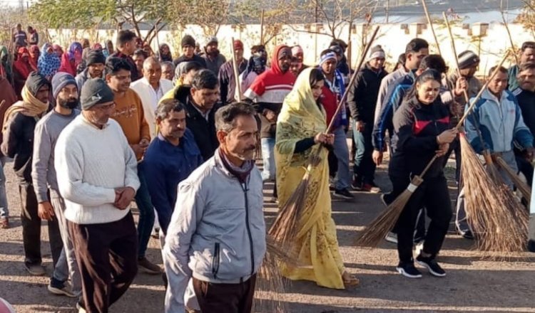 विशेष सफाई सप्ताह के तहत सफाई अभियान की शुरूआत