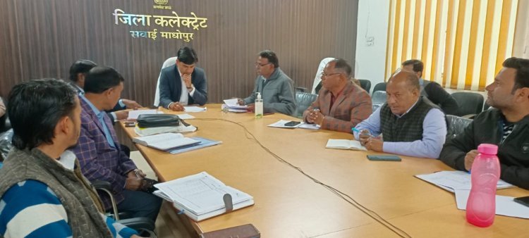 जिला कलक्टर ने समस्त डीईओ, सीबीईओ, पीईईओ, यूसीईईओ की ली वर्चुअल बैठक
