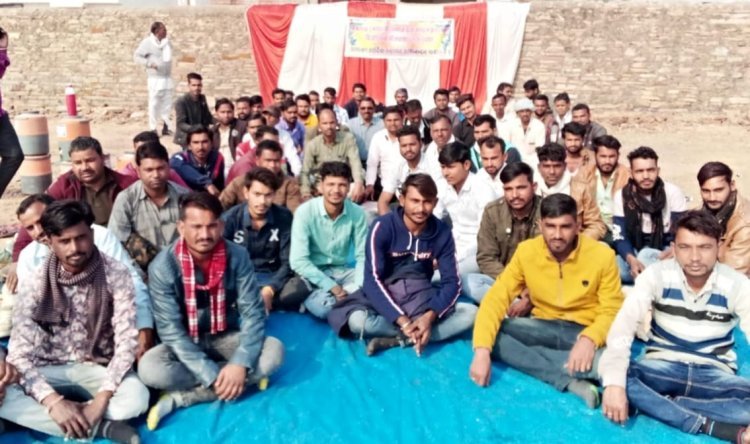 विद्युत कटौती का समय बदल बदलने की मांग