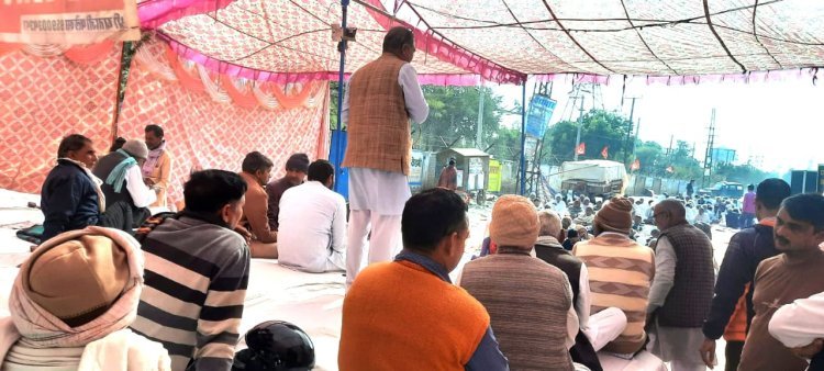 उपखंड कार्यालय पर किसानों का महापड़ाव चौथे दिन भी जारी