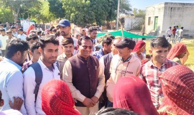 आदुराम मेघवाल ने किया चौहटन विधानसभा क्षेत्र के कई गांवों का दौरा