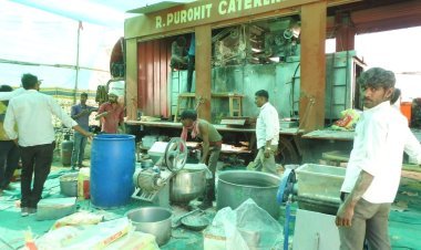 आज आएंगे योग ऋषि स्वामी रामदेव महाराज महामंडलेश्वर अवधेशानंद गिरी भजन सम्राट प्रकाश माली देगे भजनों की प्रस्तुति