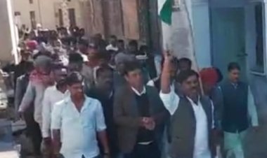 आंदोलन में शरीक होने के लिए विद्यालय सहायकों ने किया जयपुर कूच