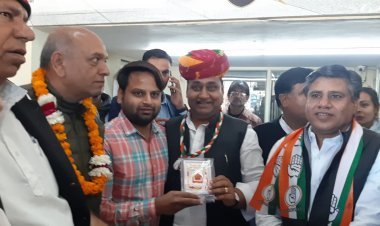 प्रधानमंत्री झूठ बोलकर सेकते हैं राजनीतिक रोटियां: गोविन्द डोटासरा