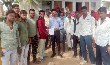 पेयजल की समस्या को लेकर सौंपा ज्ञापन