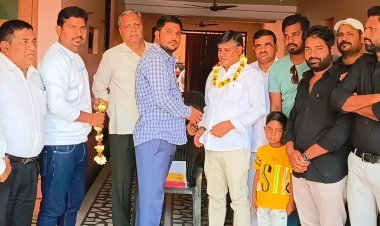 विधायक का खिलाड़ियों ने किया स्वागत