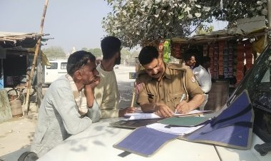 सड़क किनारे खड़े 12 वर्षीय बालक की कार की टक्कर से हुई मौत, पुलिस ने करवाया शव का पोस्टमार्टम