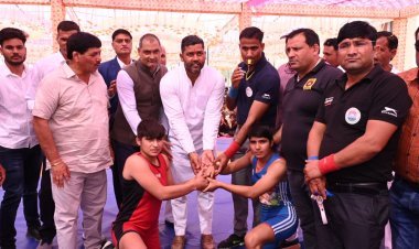 गहलोत सरकार ने दूर दराज के खिलाड़ियों को खेलों से जोड़ा -  चांदना कांवट में राज्य स्तरीय कुश्ती प्रतियोगिता का किया  उद्घाटन 