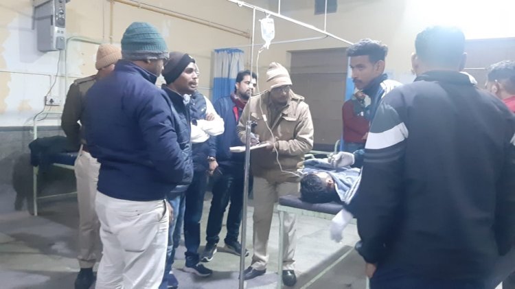 बाईक व स्कूटी की भीड़ंत, 3 युवकों की दर्दनाक मौत 