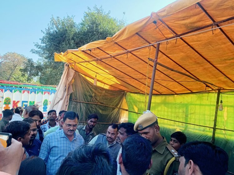 नगर परिषद टीम ने बजरिया में की अतिक्रमण हटाने की कार्रवाई, सामान समेत ठेले भी किए जब्त*