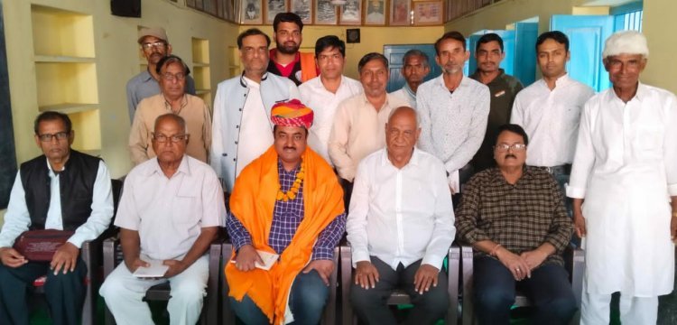 साहित्यकार डॉ. घनश्याम नाथ कच्छावा का अभिनंदन काव्य गोष्ठी में कवियों ने सुनाये कविता व गीत