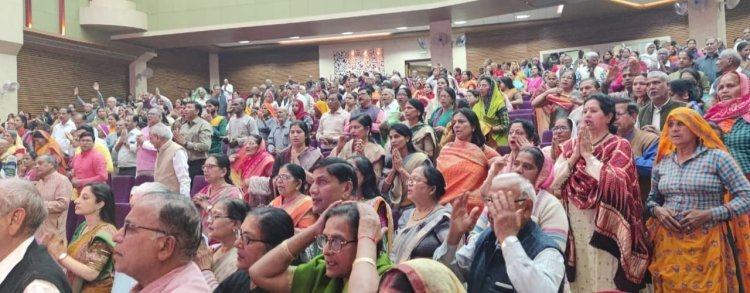 संगीतमय श्रीराम कथा के समापन पर भाव-विभोर हुए श्रद्धालु