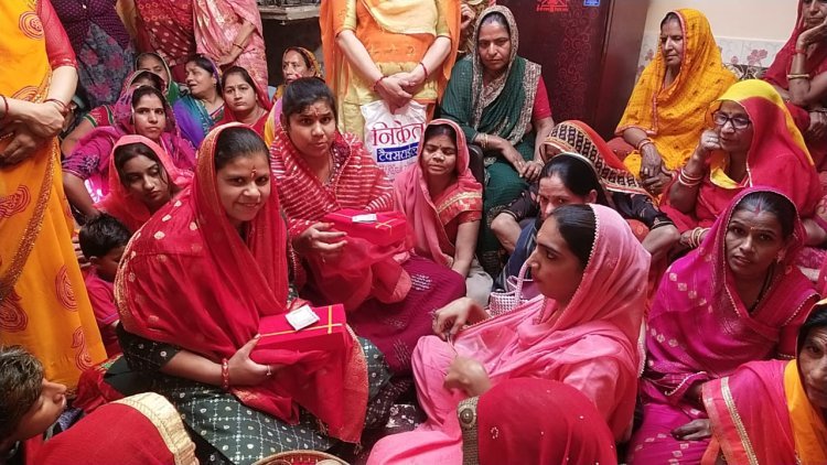 किन्नर कोमल बाई की दरियादिली से वार्ड 17 निवासी 1 पिता का बोझ हुआ हल्का, दो बेटियों की हो सकेगी धूमधाम से शादी
