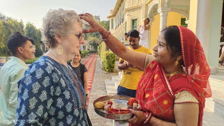 यूएसए में सर्विसमैन सुमित से हुई दुबई गर्ल ज्योति की शादी  "पौराणिक परम्परा को दिया नया कलेवर"