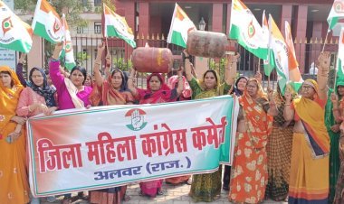 कैसे बनेंगे होली के पकवान ,कब तक जारी रहेंगे लूट के ये फ़रमान 