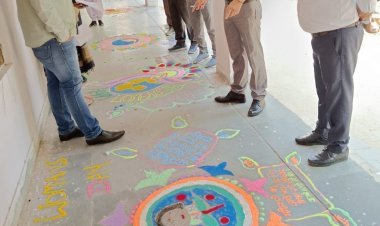 अन्तरराष्ट्रीय महिला दिवस पर सजाई रंगोली