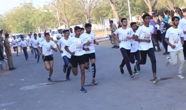 When MP Kaswan showed the green flag, the youth ran