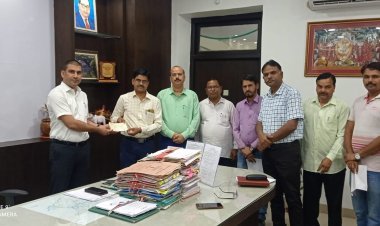 मुख्यमंत्री जनसहभागिता योजना दिया 12 लाख 50 हजार रूपए का चैक