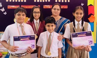 नेशनल एरोनॉटिक्स ओलम्पियाड हैदराबाद में विजय हुई छात्रओं का किया सम्मान