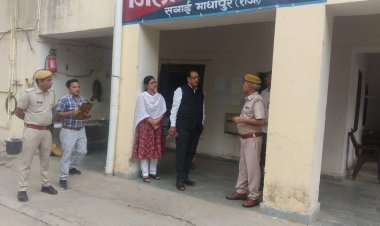 जिला विधिक सेवा प्राधिकरण के अध्यक्ष अतुल कुमार सक्सैना ने