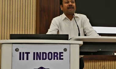 चूरू के गौरव ने आईआईटी इंदौर में युवाओं से किया संवाद