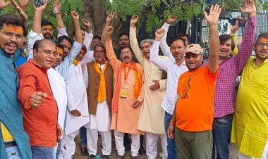 ब्राह्मण महापंचायत के लिए सैकड़ों वाहनों से हजारों ब्राह्मण अजीतगढ़ खेल मैदान से गए जयपुर