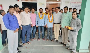 एसएससी सीजीएल परीक्षा मे चयन पर किया सम्मान