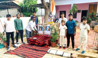 शहीदों का 92वाॅ बलिदान दिवस मनाया। नायक विकास सेवा समिति ने किए श्रद्धासुमन अर्पित