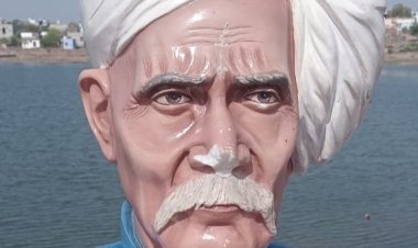 स्वतन्त्रता सेनानी साधु सीताराम दास की प्रतिमा को किया खण्डित