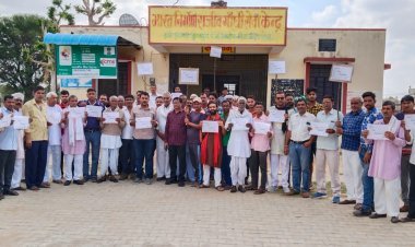 खण्डेला विधायक के वक्तव्य का ग्रामीणों ने जताया विरोध