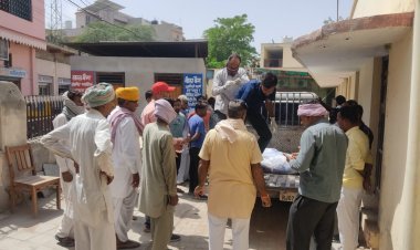 टाटा मैजिक टेम्पों व बाइक की हुई जबरदस्त भिड़त, बाइक सवार दो जनों की हुई दर्दनाक मौत