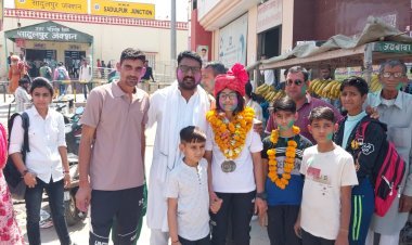 गोल्ड मेडलिस्ट भारती चौधरी सादुलपुर पहुंचने पर भव्य स्वागत