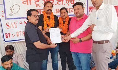 लायंस क्लब सीकर कल्याण ने किया डॉक्टरों की हड़ताल का समर्थन, मुख्यमंत्री के नाम कलेक्टर को सौंपा ज्ञापन |