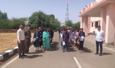 जागरूकता रैली निकालकर दिया स्वच्छता का संदेश